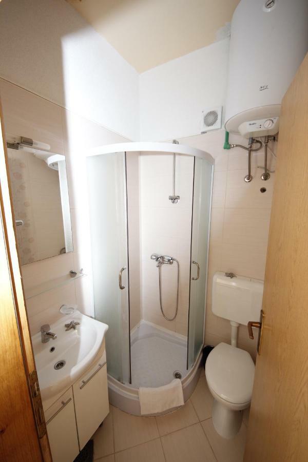 באסקה וודה Apartmani Znaor מראה חיצוני תמונה