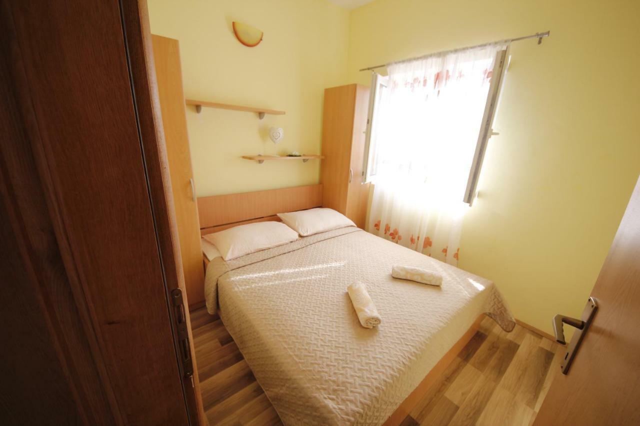באסקה וודה Apartmani Znaor מראה חיצוני תמונה
